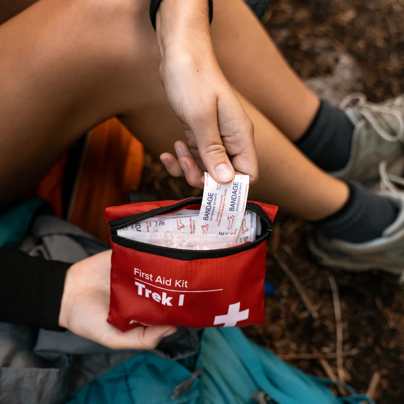 Coghlan's First Aid Kit Trek I 4 Coghlan's First Aid Kit Trek I - Image 4